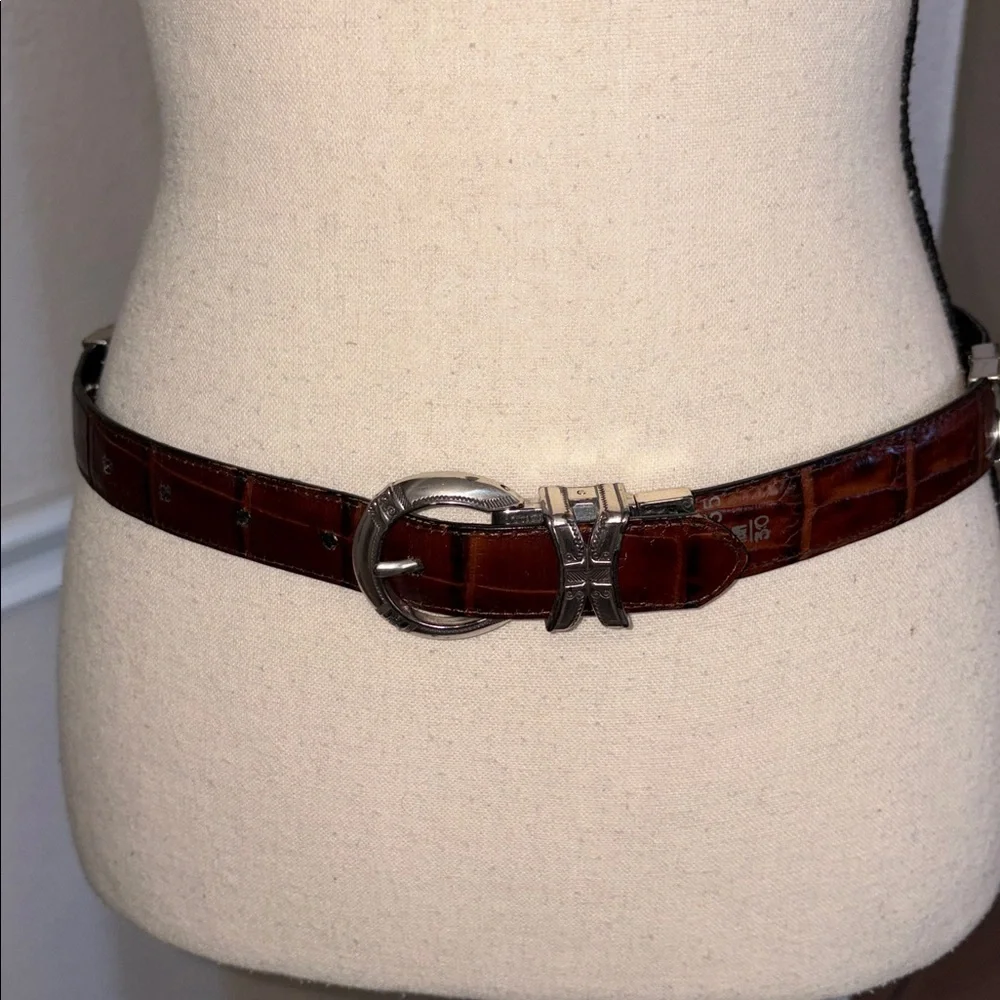 EUC Vintage Brighton black brown croc leather reversible twist belt Size M
